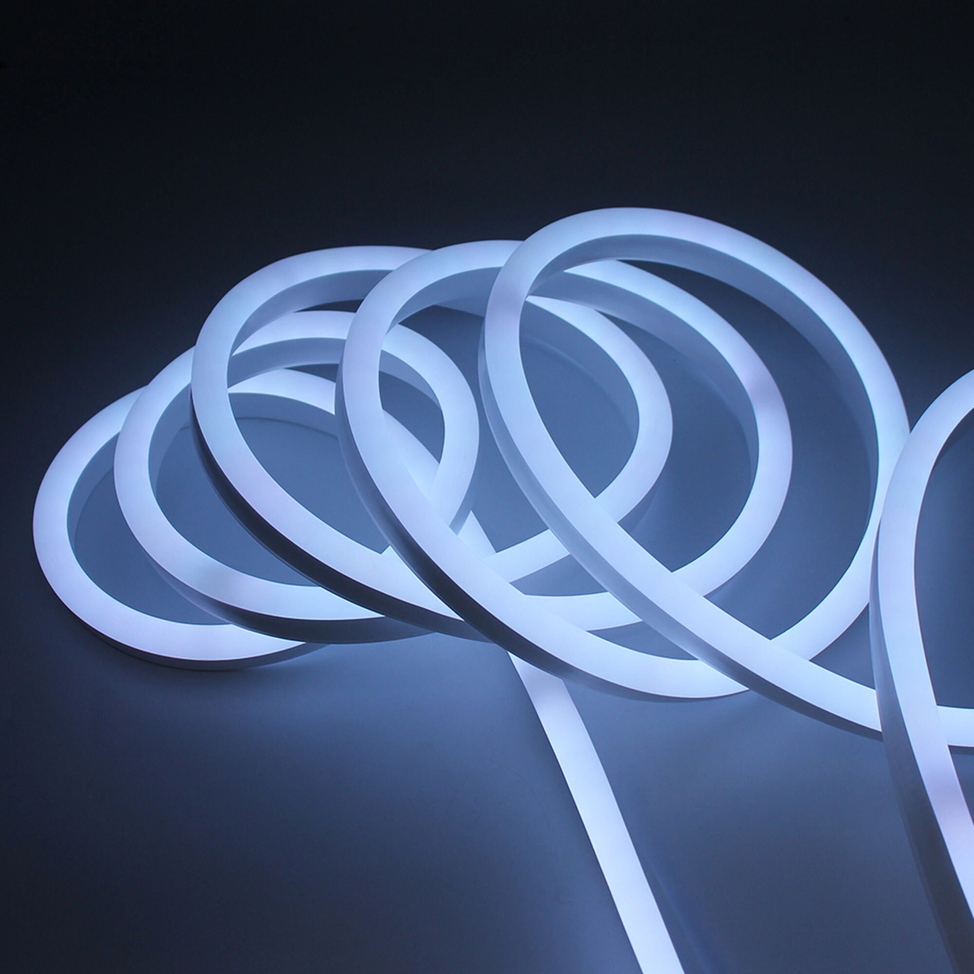 Неоновая лента светодиодная SMD 220В 2835, 120 LED/м, 6W/м, 220В, IP65, Холодно белый SWG (распродажа)