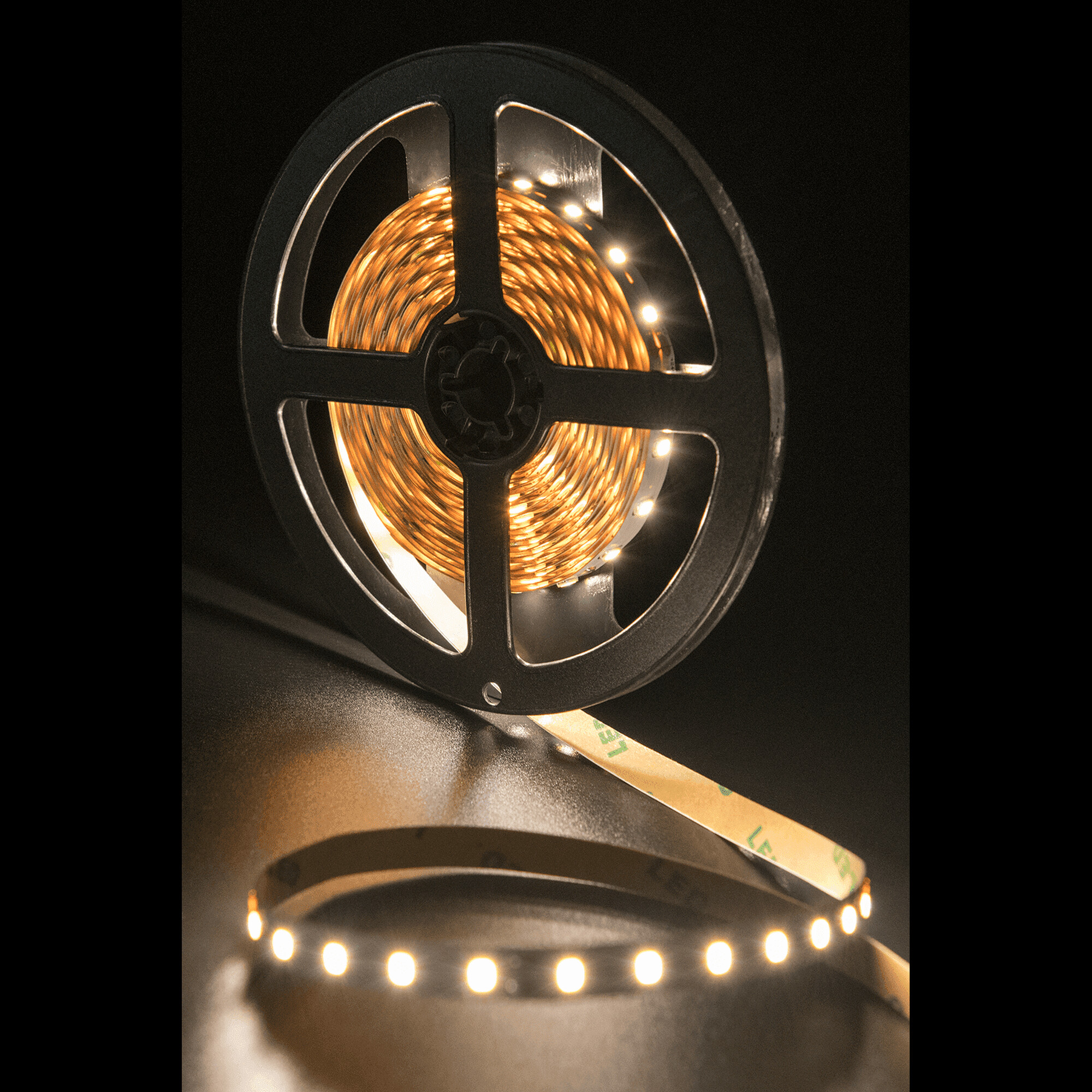 Лента светодиодная ПРО SMD2835 80LED/м 7,2Вт/м 24В IP20 Цвет:Нейтральный белый (1метр) SWG