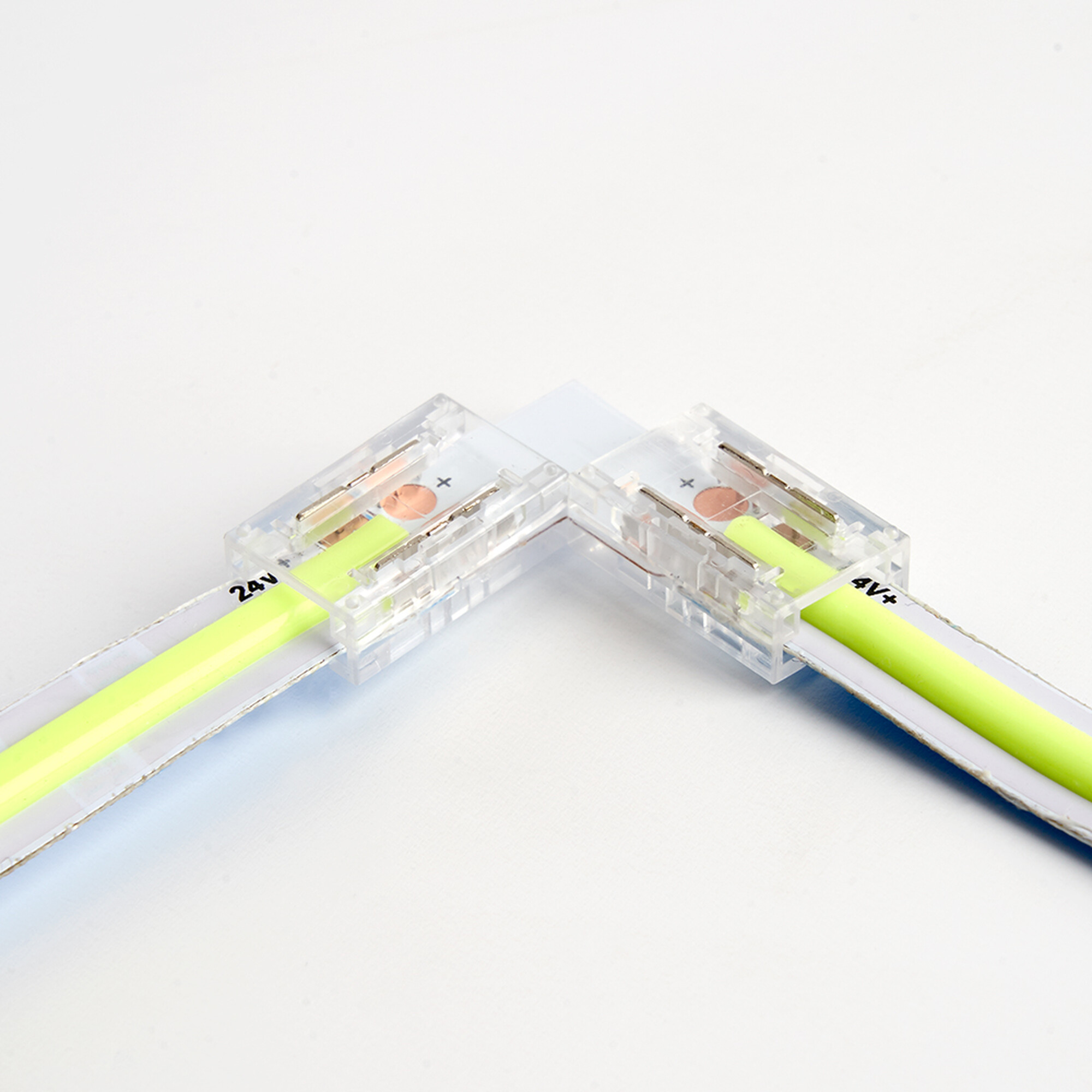 Соединитель угловой 10мм для ленты COB LS530, LD178 Feron