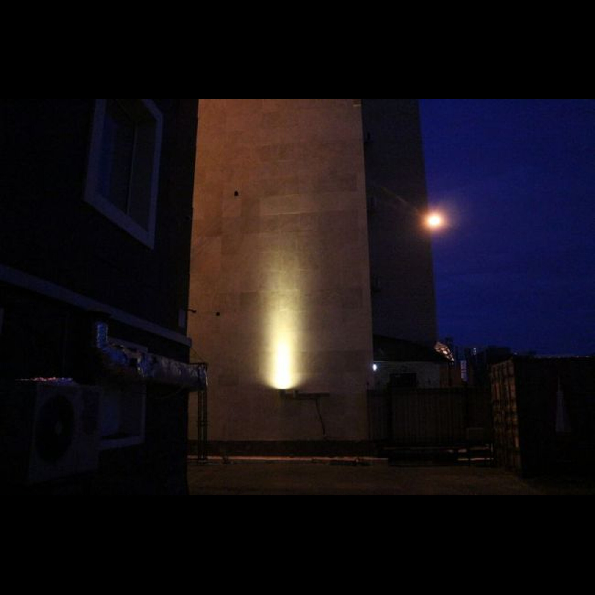 Прожектор архитектурный BD 220В 20Вт Тёпло-белый 15° SignImpress