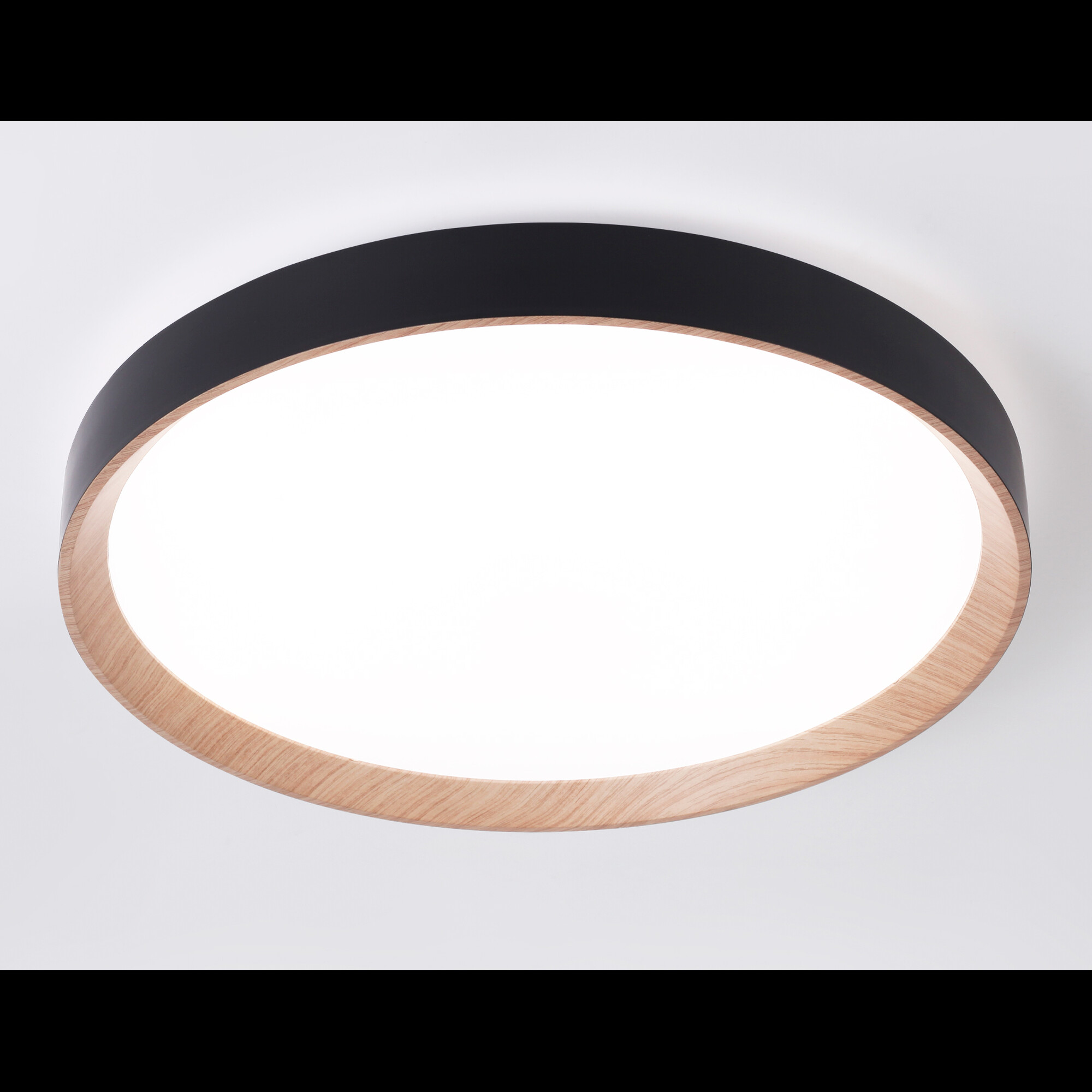 Потолочный светильник черный/светлое дерево IP20 60W D490*80 (ПДУ ИК) Ambrella light