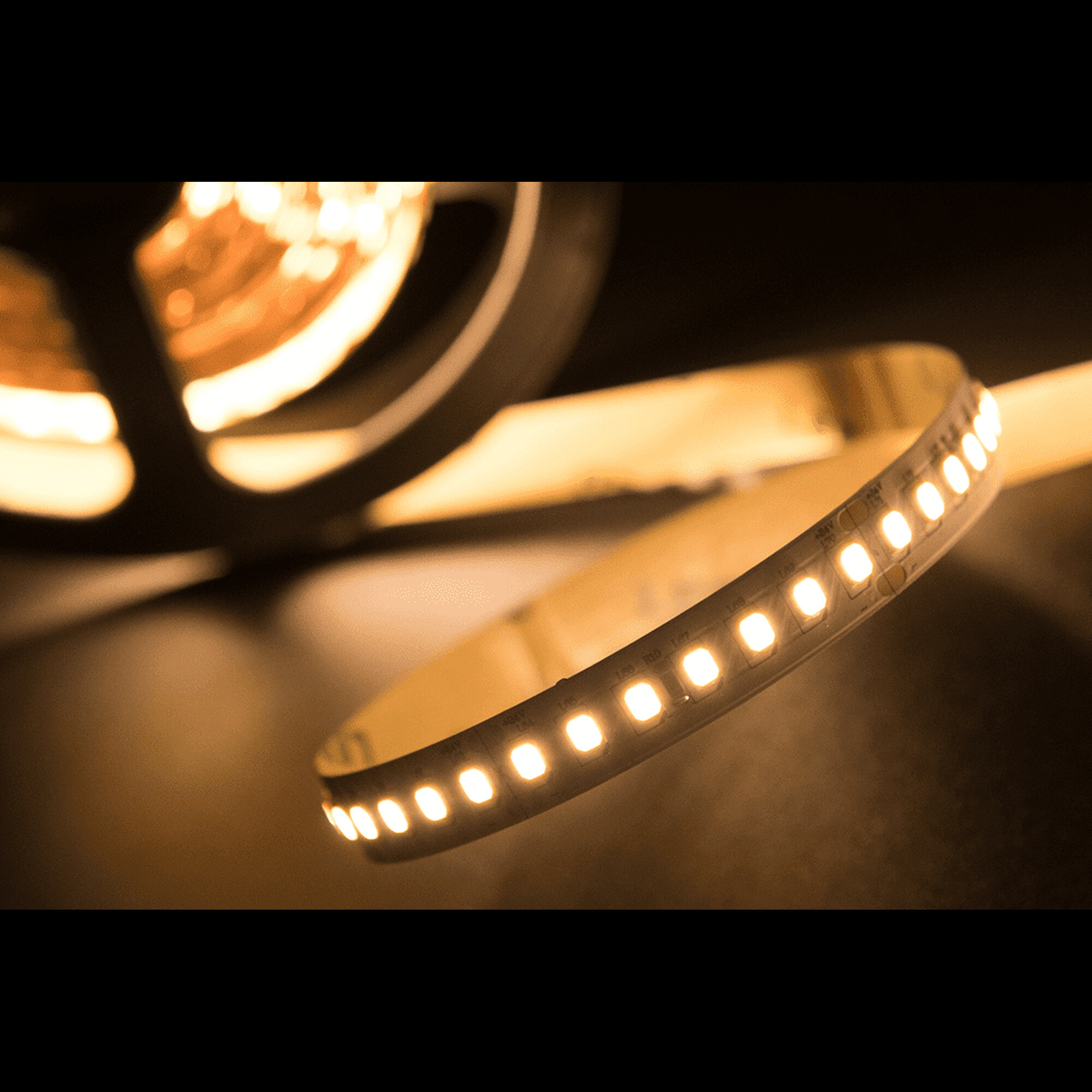 Лента светодиодная ПРО SMD2835 168LED/м 17,3Вт/м 24В IP20 Цвет:Тёплый белый (1метр) SWG