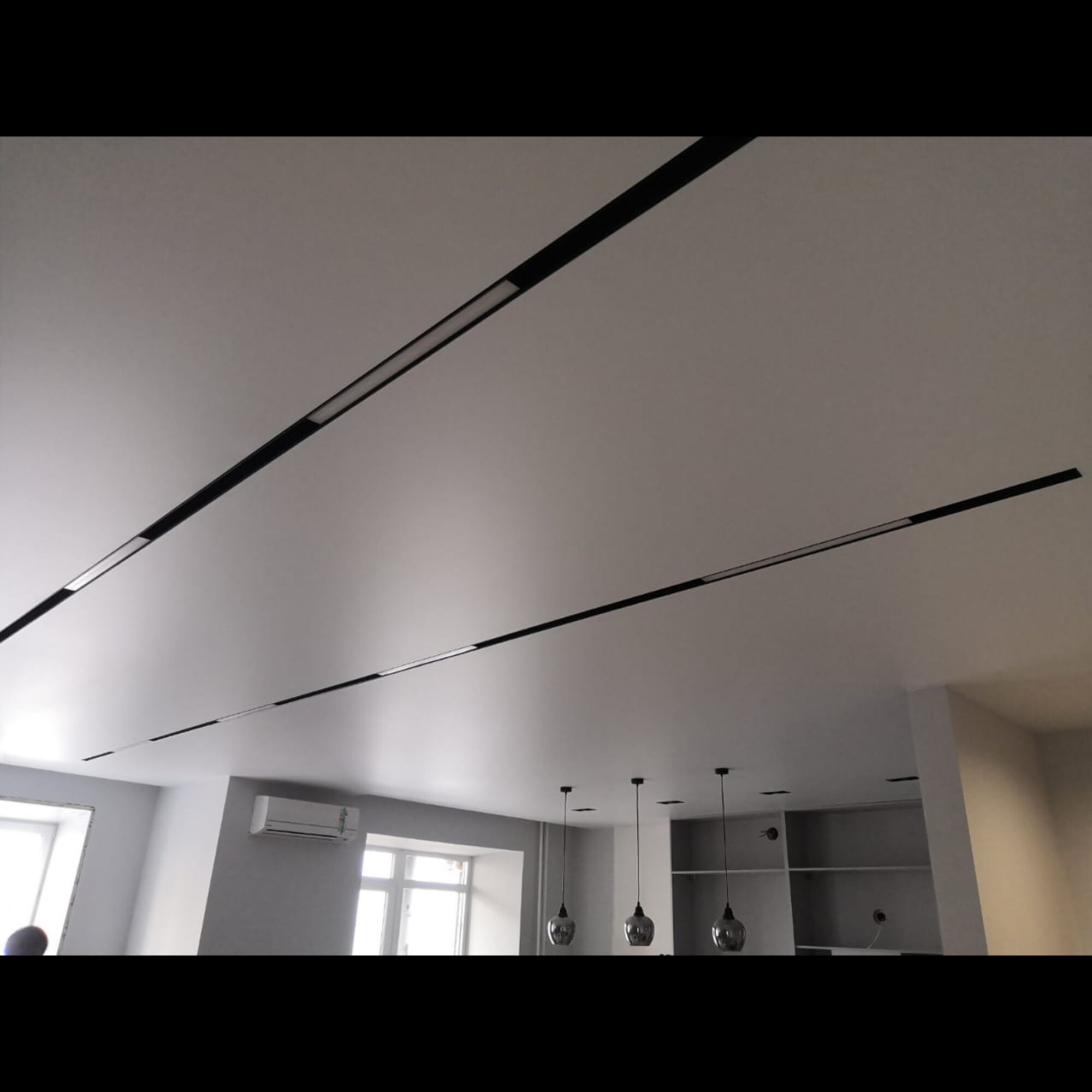 Светильник трековый SY 12W Черный 4000К  SY-601211-BL-12-NW SWG