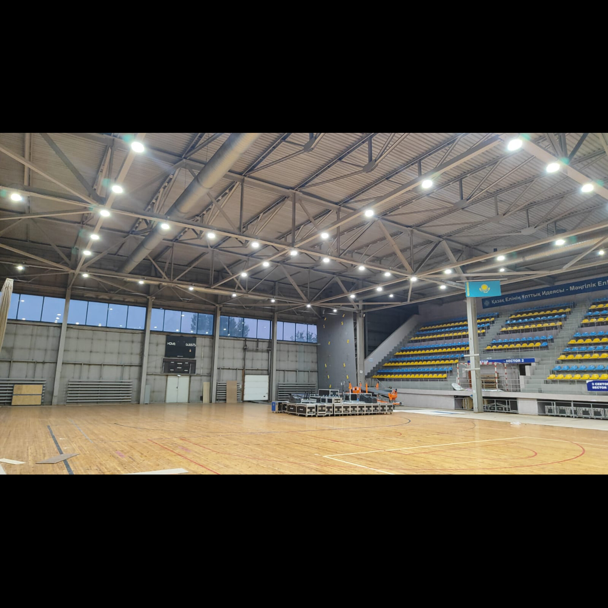 Светильник светодиодный FHB 08-90-850-C120 (90 Вт, до 12804 Лм, 3,2 кг, 141 Лм/Вт) Ферекс