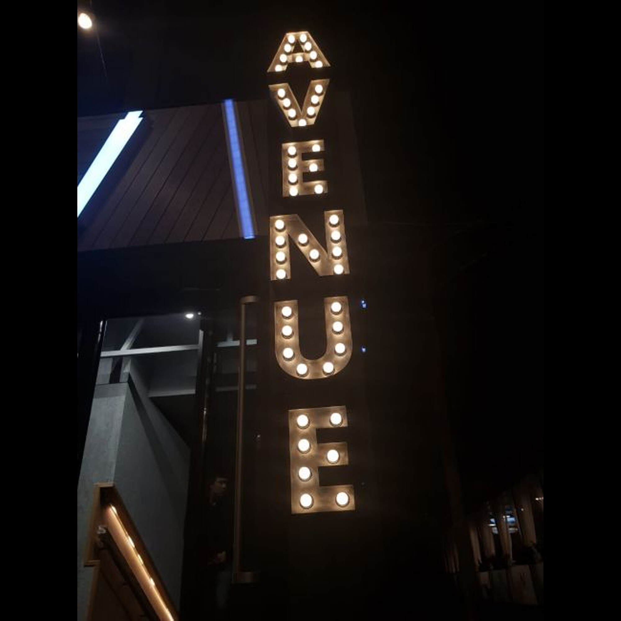 Белт-Лайт накладной шаг 25см.(восьмигранный патрон)