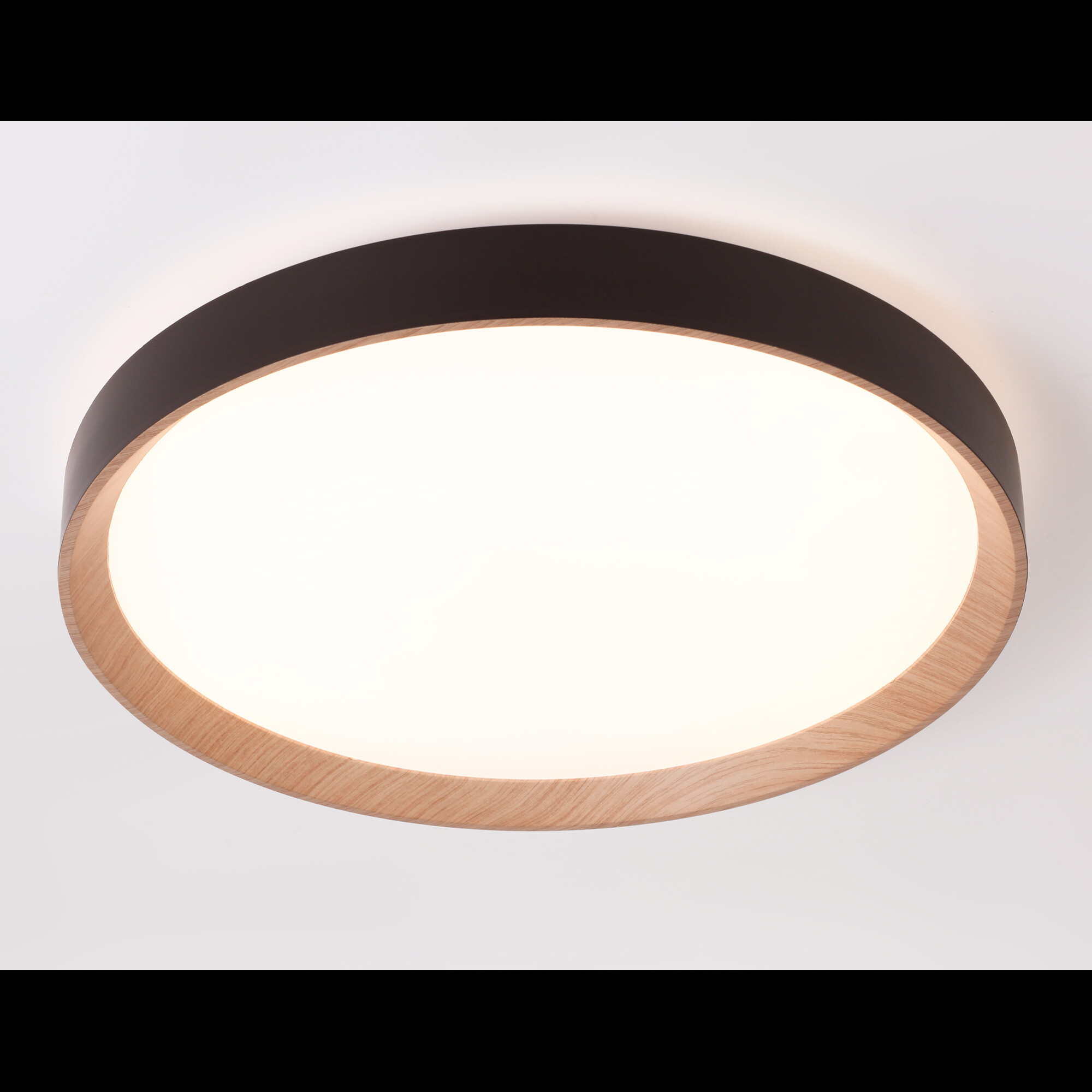 Потолочный светильник черный/светлое дерево IP20 60W D490*80 (ПДУ ИК) Ambrella light