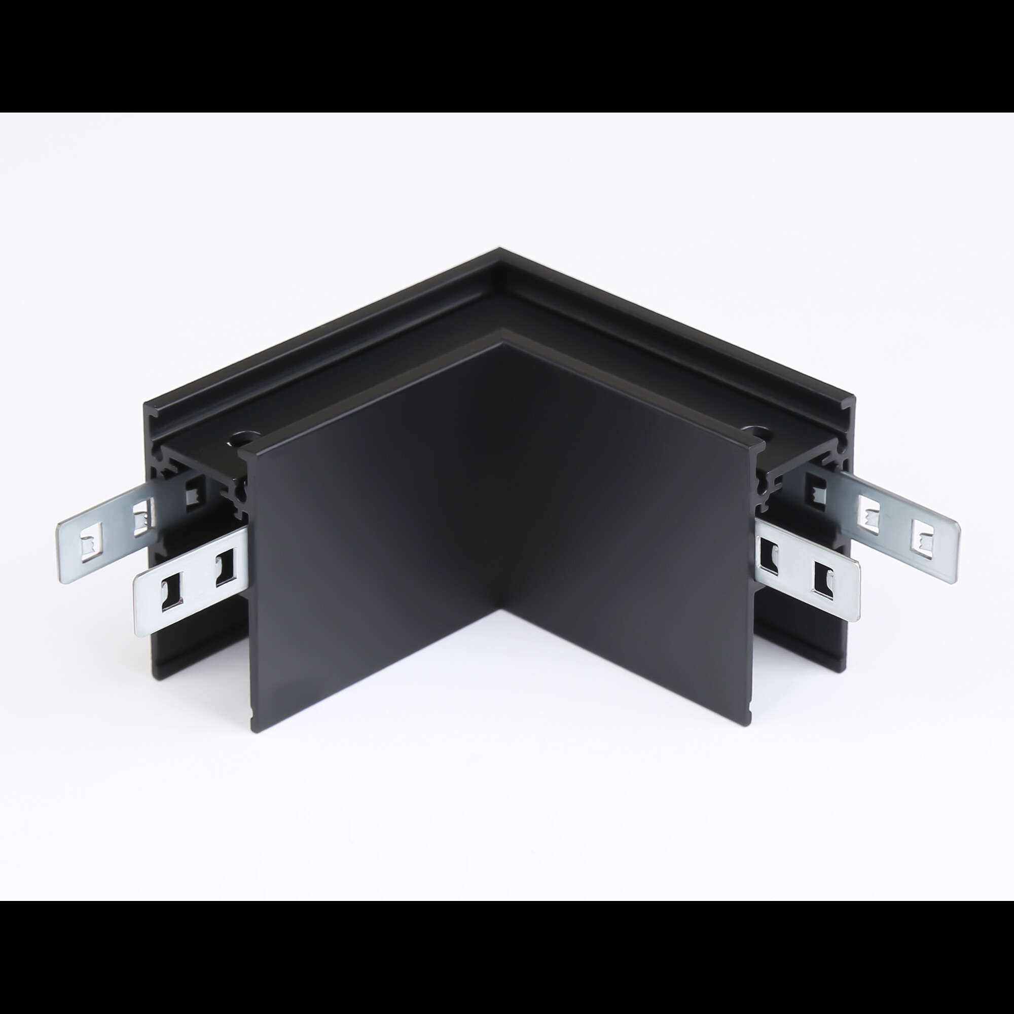 Коннектор угловой для накладного шинопровода Magnetic GL3372 BK черный Ambrella light