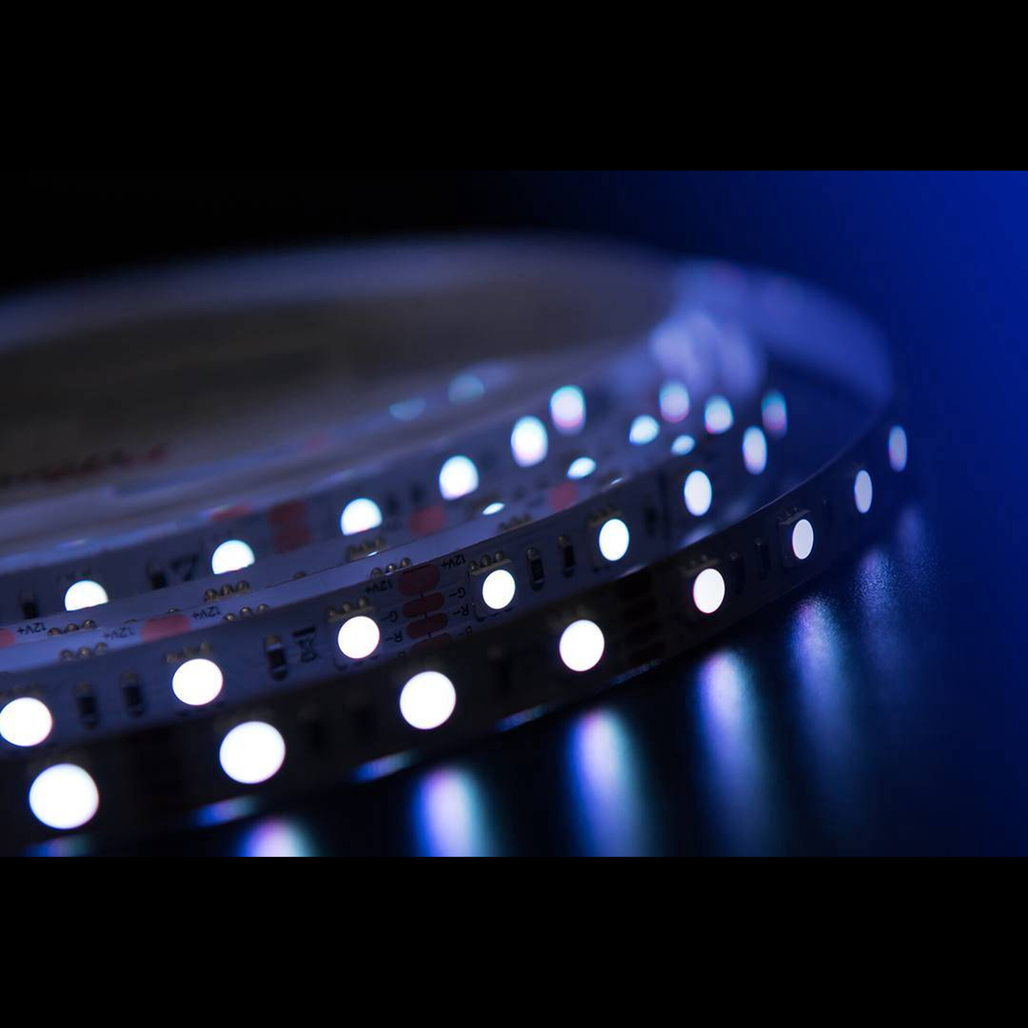 Лента светодиодная LUX5050 60LED/м 14,4Вт/м 12В IP33 Цвет:RGB (K) (1метр) SWG