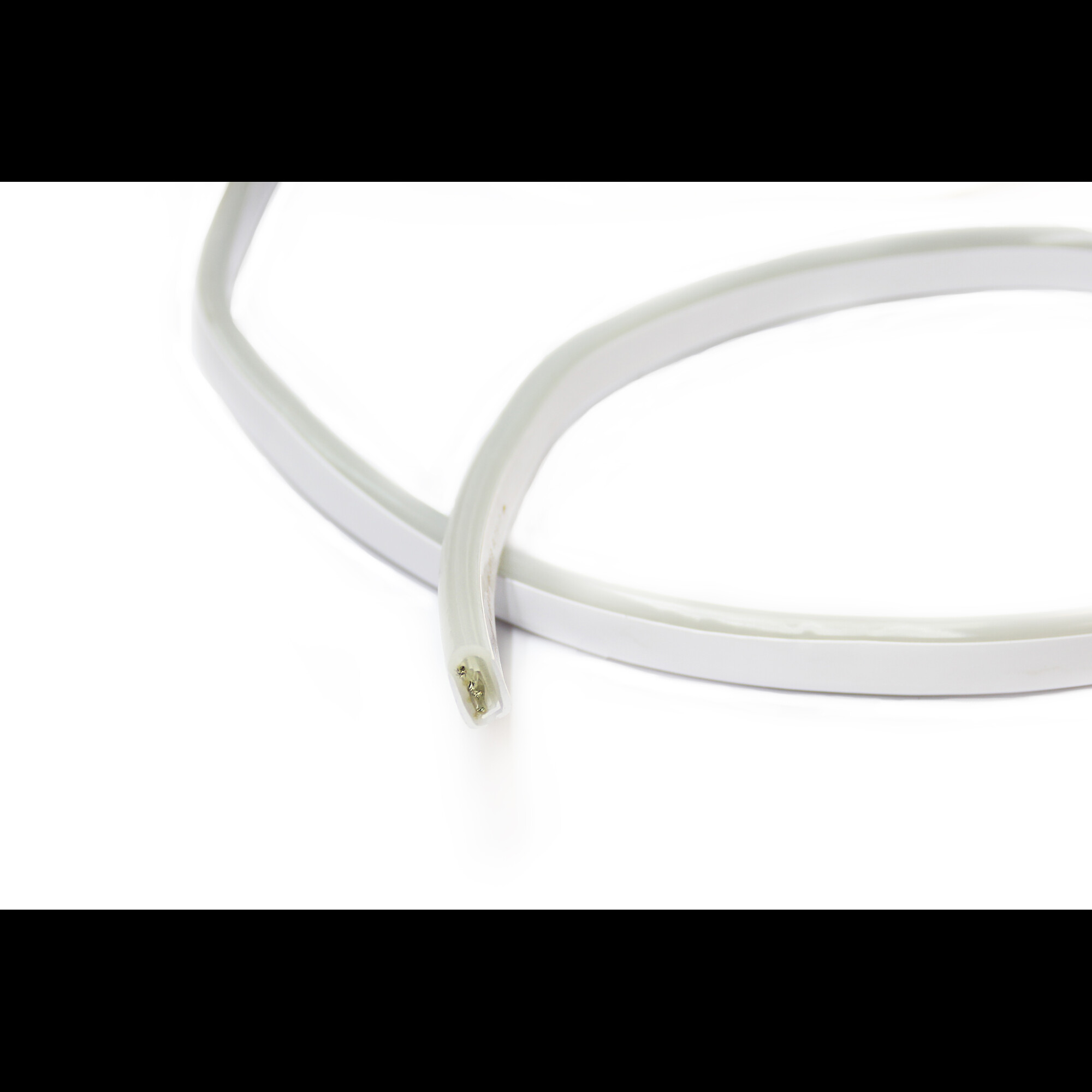 Неон гибкий ULS-N21-2835-120LED/m-8mm-IP67-220V-8W/m-50M-GREEN бобина (1 метр) 50м. Uniel