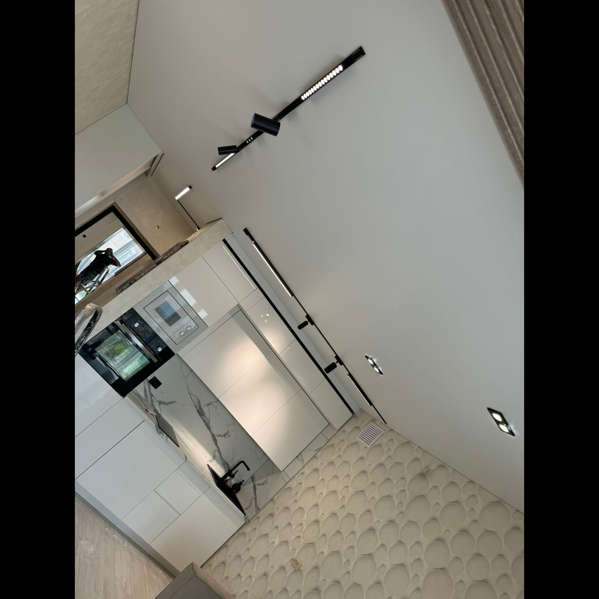 Светильник трековый однофазный магнитный линейный Ultra-1 48В 20Вт 4000К Чёрный 3года SignImpress