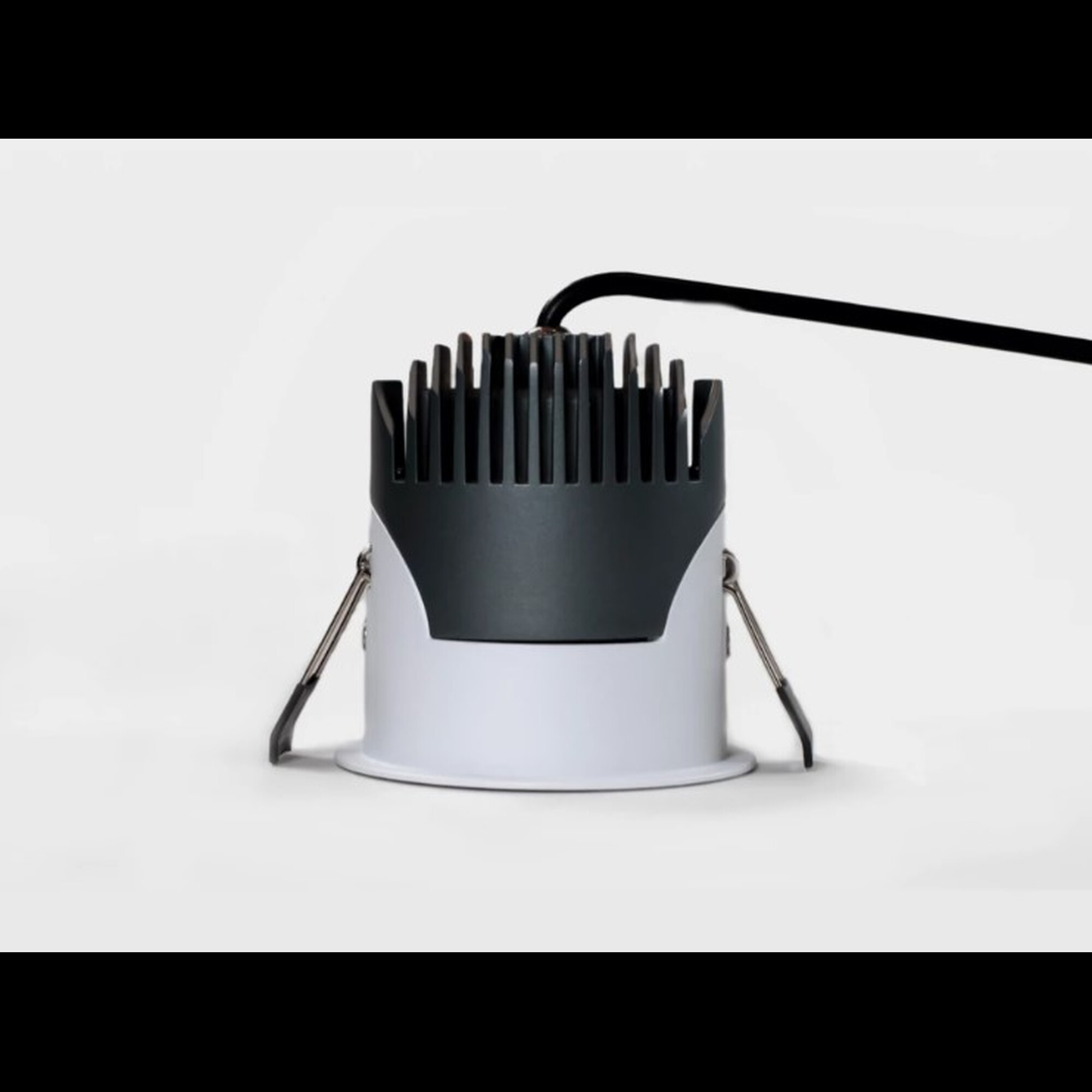 Светильник встраиваемый RC-D84-12-BL-WW65, 12Вт, белый, IP65, 55 гр, 4000К, D84, поворотный SWG