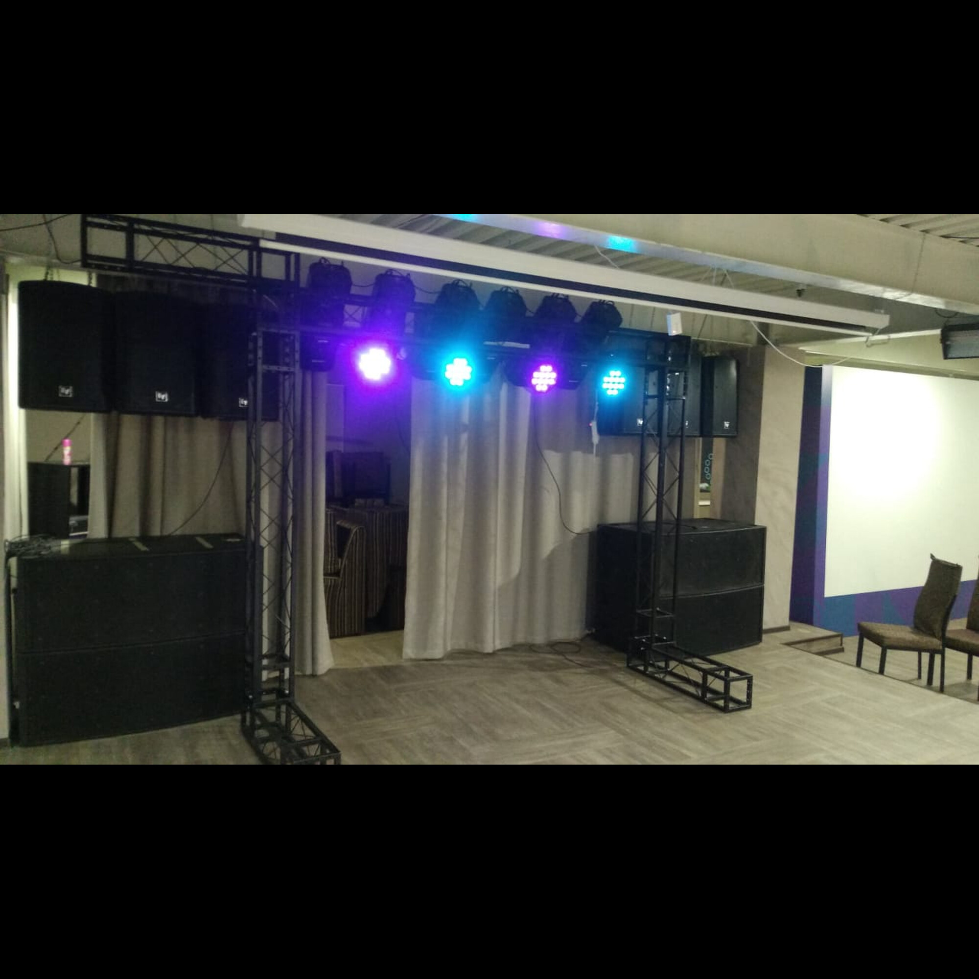 Фермы металлические Line 22*22*150cm, цвет черный, SignImpress