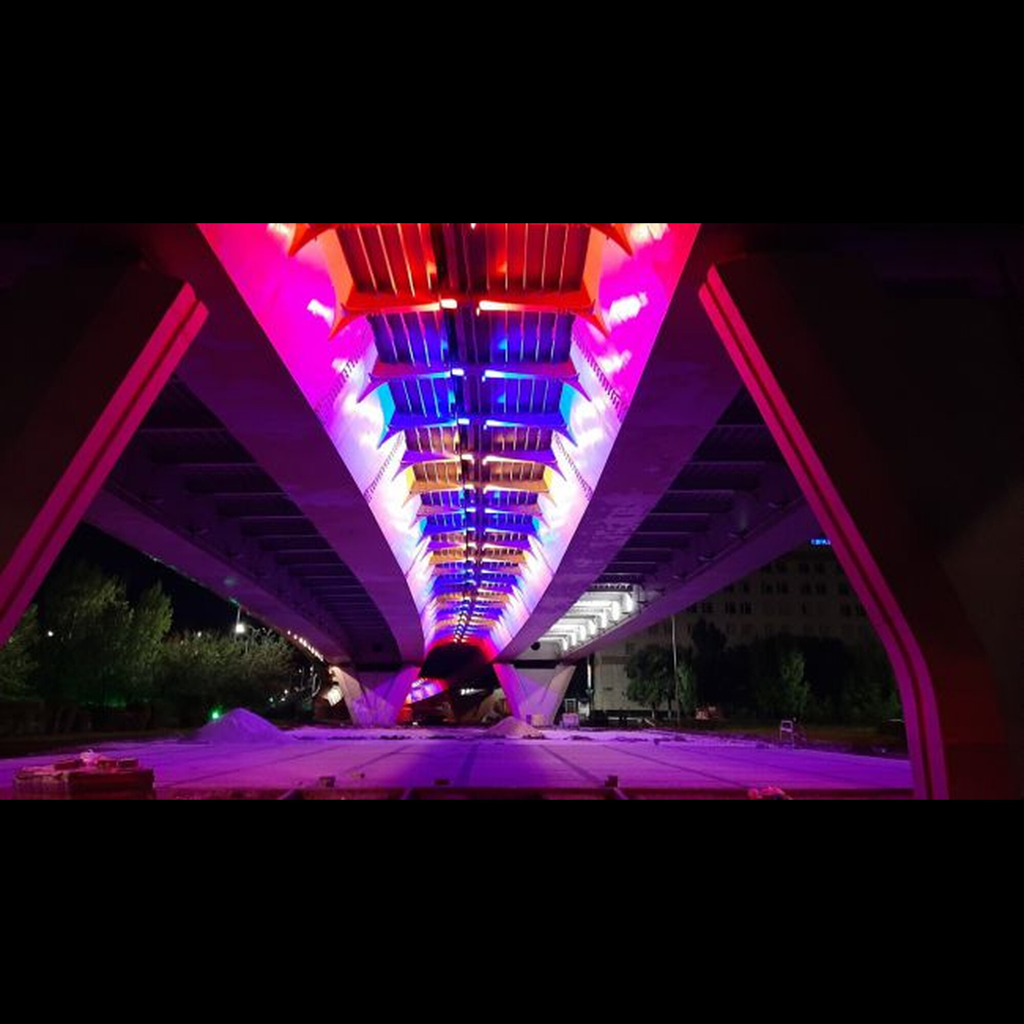 Прожектор светодиодный заливного света TGD 30Вт Зелёный SignImpress