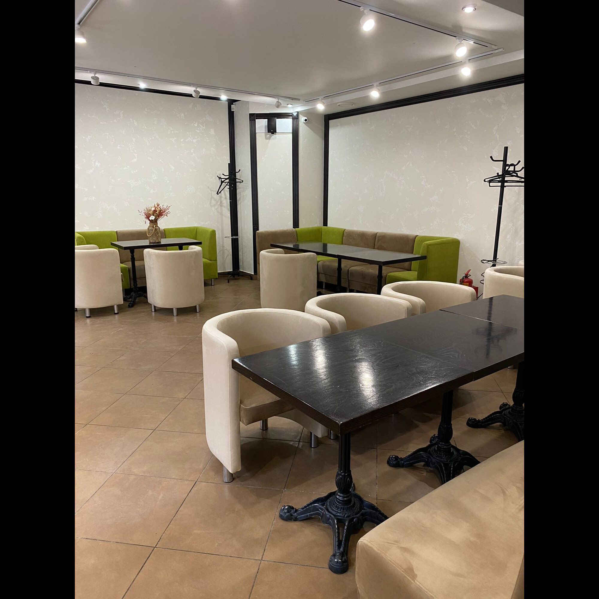 Светильник трековый под лампу GX53, белый, AL159 Feron