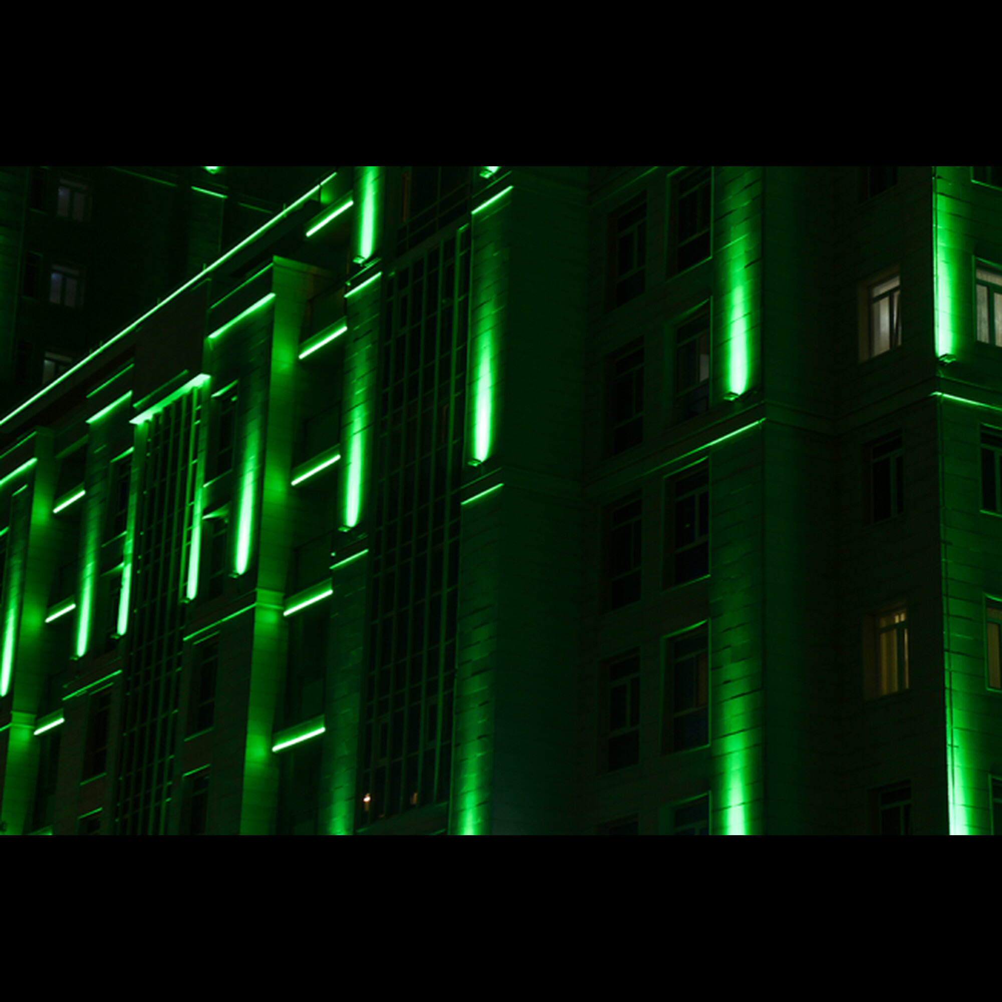 Прожектор светодиодный WRN 1972 24В 72Вт RGB SMD3535 36Д 30˚ SignImpress