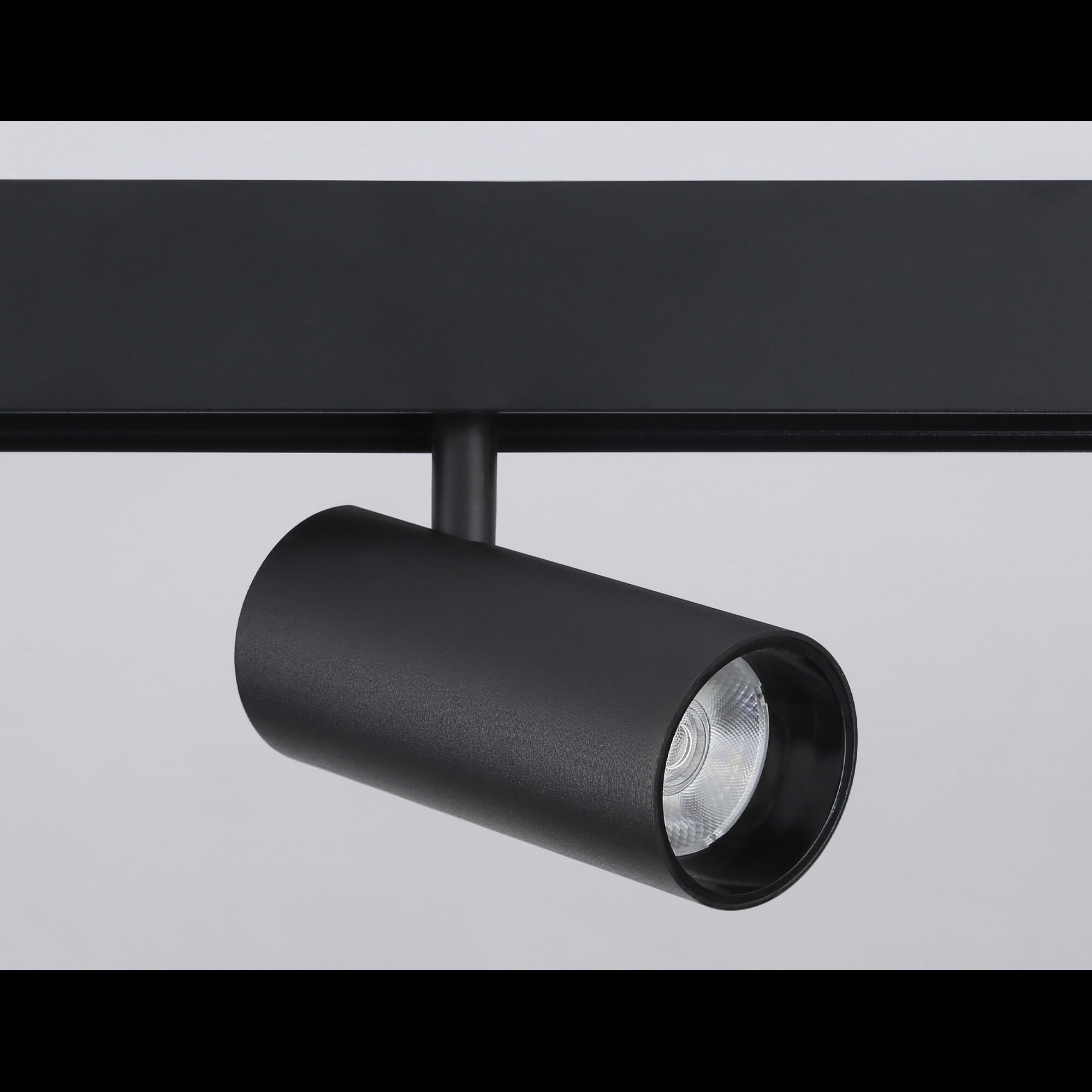 Светильник светодиодный трековый для шинопровода Magnetic GL3833 BK черный IP20 15W 4200K 48V 24° A 