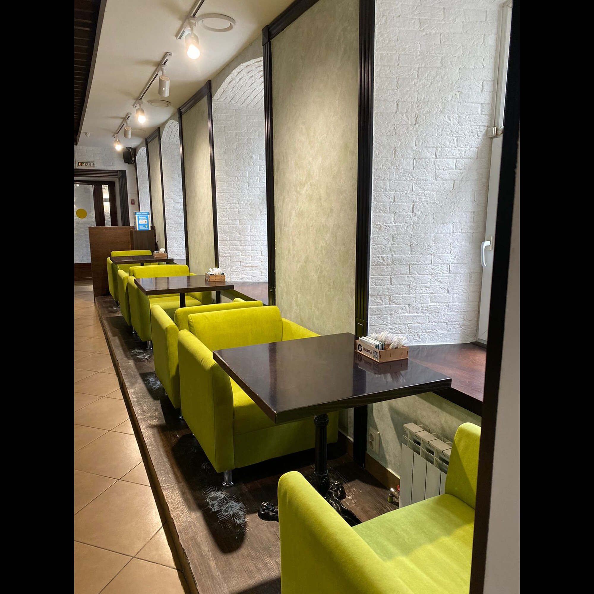 Светильник трековый под лампу GX53, белый, AL159 Feron